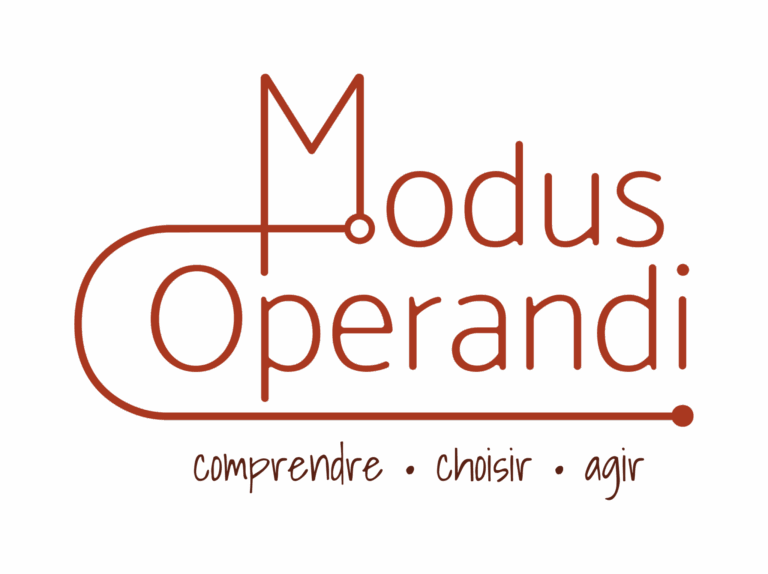 Modus-Operandi_Logo-principal-cinnamon-tagline.png